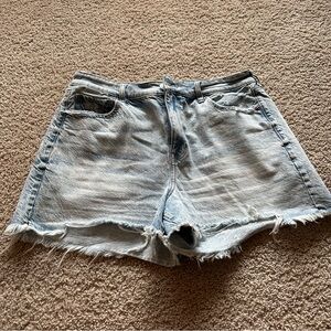 American Eagle mom shorts